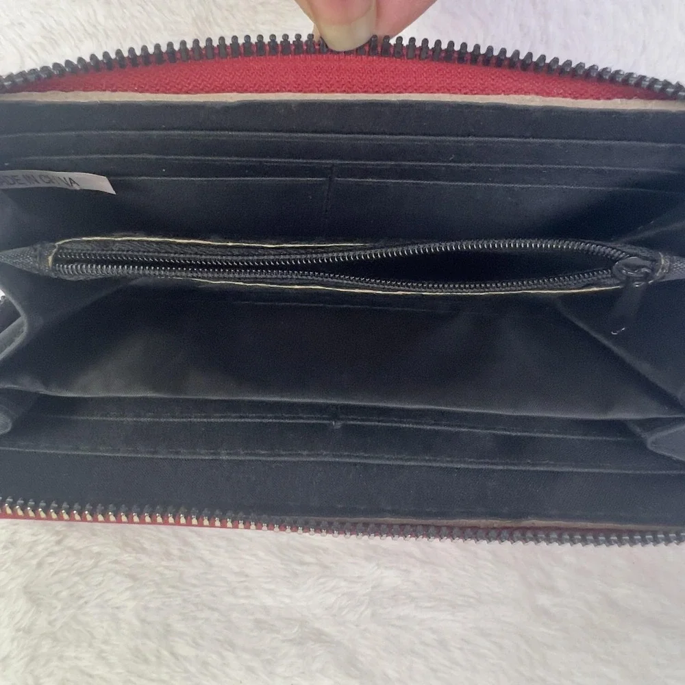 Baby Phat Wallet Womens One Size Red Zip Around‎ Checkbook Cat Logo Faux Leather